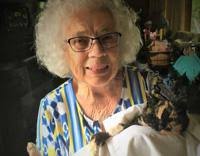 Oakwood Super Markets put food — and plates —