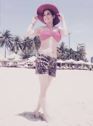 Kênh youtube chính thức của phi nhung : Ca SÄ© Phi Nhung Gáº§n 50 Tuá»•i Váº«n Sá»Ÿ Há»¯u Voc Dang Váº¡n NgÆ°á»i Me Thich Táº¡o Dang Xi Tin Khi Chá»¥p áº£nh Tin Tá»©c