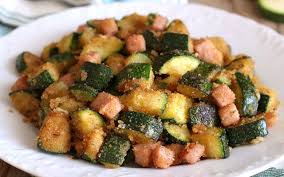 Poelee De Courgettes Au Jambon Et Au Parmesan Ww Plat Et Recette Idee Repas Facile Poelee De Courgettes Idee Repas Leger
