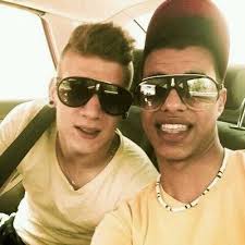 albert carrillo (@albeert23)