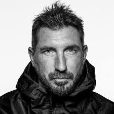 thenorthface #neverstopexploring #athletetestedexpeditionproven #teamwork  #visualmerchandising #visualmerchandiser #retail #retailjobs #nso  #dreamteam