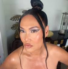 Tia Carrere