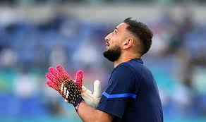 Ну, точнее было бы сказать в понедельник утром. Donnarumma Podpisal Kontrakt S Pszh Romano Football Ua