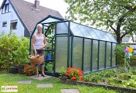Notre serre polycarbonate de 7,10 m² en polycarbonate transparent concilie une belle surface de culture avec un joli design, parfaite pour varier vos plantations. Serre De Jardin Verte Polycarbonate Et Pvc 4 X 2 M Ecogrow 6x12 Serre Jardin Jardin Vert Maison Verte