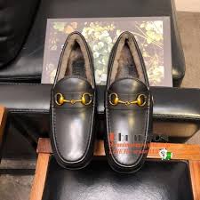 ブランド靴コピーグッチメンズ靴2018新作 ブランドスニーカー人気のポイントオシャレの欠けないアイテム gucci mules shoes loafers