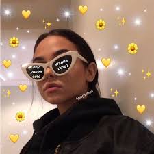 Pin By Lara On Ig Story In 2020 Bad Girl Aesthetic Aesthetic Girl Cute Love Memes