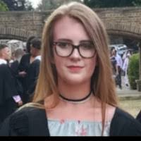 Amber Fryer's Instagram, Twitter & Facebook