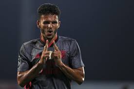 Consultez le profil complet sur linkedin et découvrez les relations de oscar, ainsi que des emplois dans des entreprises similaires. Goncalo Ramos Scores A Brace In Benfica Win Over Aves Benficablogger