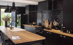 Esprit De Noel Et Visite Privee De La Maison De Jenny Gevaert Leroy Merlin En 2020 Interieur Moderne De Cuisine Design De Cuisine Moderne Cuisine Moderne