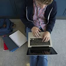Pe culmile succesului in sua. Sebastian Dobrincu Author Biography