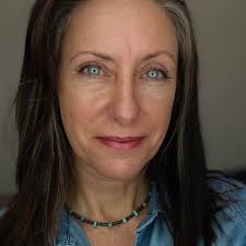 This isn't Photoshop It's the incredible WanVisa water lily showing off a  rare split bloom! 🌸 The WanVisa is known for its striking mix of yellow,  pink, and orange hues, but every