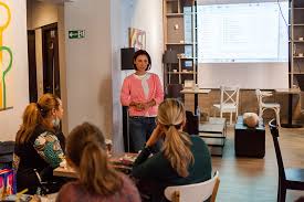 15,028 likes · 125 talking about this. In Romania La Fiecare 30 De Minute Se Naste Un Copil Prematur Cum DepÄƒsim Trauma Unei Nasteri Inainte De Termen AsociaÈ›ia Prematurilor