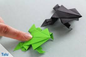 In diesem beitrag lernst du, wie du einen traditionellen origami kranich falten kannst. Origami Tiere Falten 12 Anleitungen Von Leicht Bis Schwierig Talu De In 2021 Tiere Falten Origami Tiere Origami