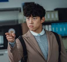 Jang jun woo adalah asisten tahun pertama yang cerdik dan gigih di kantor hukum. Vincenzo Episodes 17 18 Delayed Here S When Song Joong Ki And Jeon Yeo Bin Show Returns Spoilers Inside Meaww