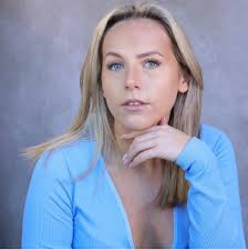 Devon Gray (@devongrayyyy)