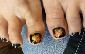 Similar to those designs of chapel windows, this. Autumn Toe Nail Art Designs Ideas 2018 Fall Nails 10 Fabulous Nail Art Designs