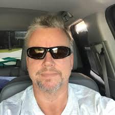 Can anyone please recommend a moving company to move a 3 bedroom home  locally? Thank you