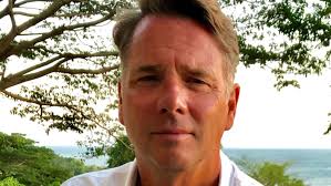 Där du aldrig är värd mer än ditt senaste jobb