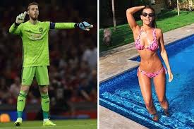 Female, usa, mufc fan ❤️. Man Utd Star David De Gea In Hilarious Response To Wife S Hot Bikini Snap