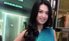 Putri mahkota episode terakhir eps 22 tamat hari ini minggu 26 januari 2020. Sinopsis Dan Daftar Pemeran Putri Mahkota Antv Sisnet Tv