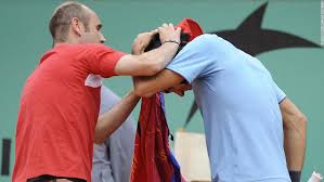 The highlights from roger federer's matches in the 2009 french open tournament! French Open 2015 Federer Furious After Selfie Attempt Cnn