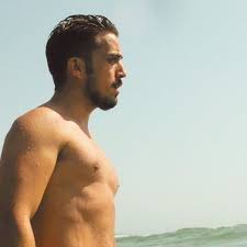 Foi aos 10 anos que diogo revelou o seu talento ao interpretar joão santos semedo em amanhecer. Novo Amor Aurea Apaixonada Por Ator Diogo Martins Nacional Flash
