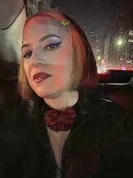 Amelia Calderon's Instagram, Twitter & Facebook