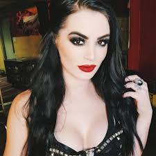 Paige, Alexa Bliss, Sasha Banks and Renee Young's selfie game were ON POINT  last week!