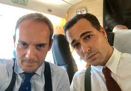 Tax lawyer, with a twist. Francisco Mendes Da Silva Twitterissa Dois Cavalheiros Encontram Se No Comboio Alfamale Vivafuria
