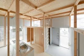 Maison Modulable Par L Architecte Japonais Naoya Kitamura Journal Du Design Maison Modulable Maison Amenagement Appartement
