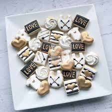 Black And White Baby Shower Pin On Grace And Glamour