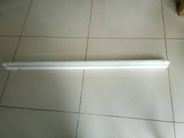 Walaupun dalam posisi kutubnya terbalik. Lampu Kalimantang Led Home Furniture Others On Carousell