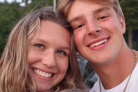 Teen football star kills himself after Instagram 'sextortion' as 3 men held  for sick scheme