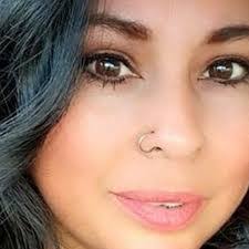 Ann Romo's Instagram, Twitter & Facebook