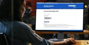 A receita federal disponibiliza no seu site um sistema onde é permitido consultar os lotes do imposto de renda. Irpf Liberada Consulta Ao Lote Residual De Restituicao De Ir De Marco De 2021