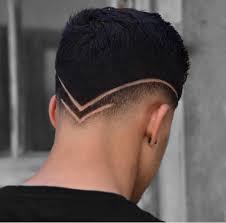 Voir plus d'idées sur le thème coiffeurs pour homme, coiffure homme, coupe de cheveux. Epingle Par Filipe Souza Oliveira Sur Hairtatoo Coiffure Homme Avec Trait Coiffure Homme Coiffure Homme Dessin