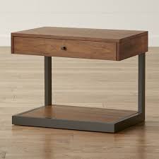 Blair Komodin Crate And Barrel Tasarim Yatak