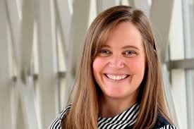 Hendrickson signs with UND football