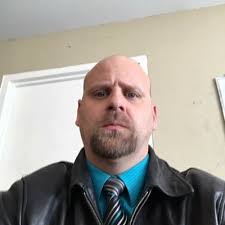 Tom Burkett (@bannerbearcats)