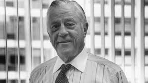 Headlines Network, Hockey and Ben Bradlee all rolled into one story.