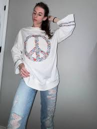 For cute additions to your Easter outfit, consider visiting Judy's Tanning.  Their store features a variety of items that will make you feel comfortable  while wearing it 💖💖 #ootd #cuteclothes #boutique #tanning #