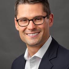 TOP 10 BEST Headshot Photographer in Cincinnati, OH