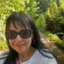 I am very excited to be joining a strong and growing Welligence team