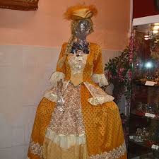 Grout Location De Costumes Bordeaux Maison