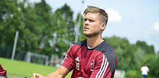 Owner @theglaciergin owner @bokkofficial youtu.be/2wi2_7dkzxi. 1 Fc Nurnberg Rurik Gislason Dribbler Musiker Sprachtalent