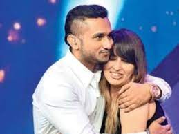 Honey singh is the highest paid indian singer having earned a whooping rs. 6nhkicv3v1lx9m