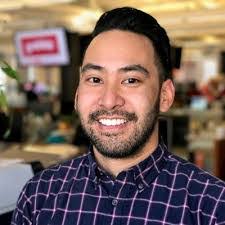 Chris Petruzzi's Instagram, Twitter & Facebook