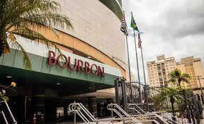 O bourbon country e o espaço itaú de cinema suspendem a promoção que fornecia um ingresso cortesia para curtir o cinema com acompanhante. Compras E Entretenimento No Bourbon Shopping Blog Construtora Mpd