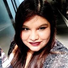 Kristy Cloud's Instagram, Twitter & Facebook