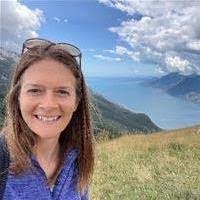 Maureen Edmond's Instagram, Twitter & Facebook